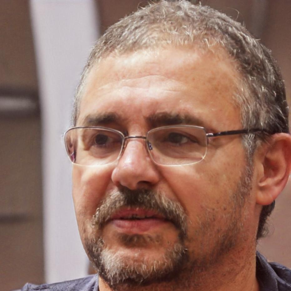 Seminer eğitmeni Kerem Aydoğdu portresi